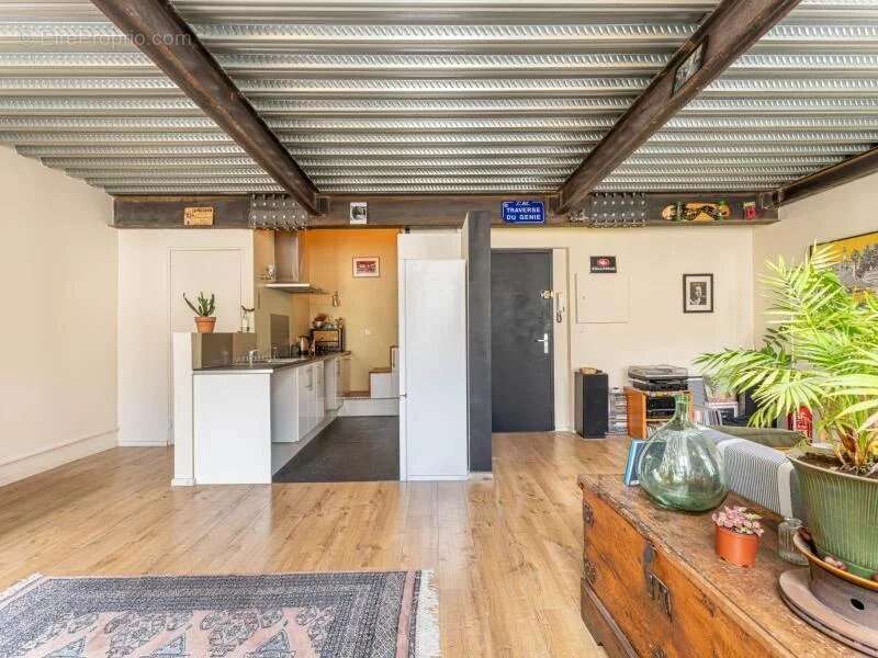 Appartement à MARSEILLE-2E