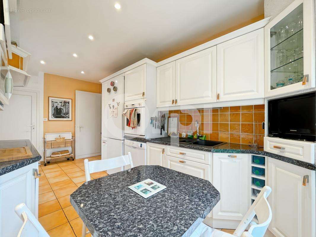 Maison bourgeoise EVREUX proche commerces - photo 13