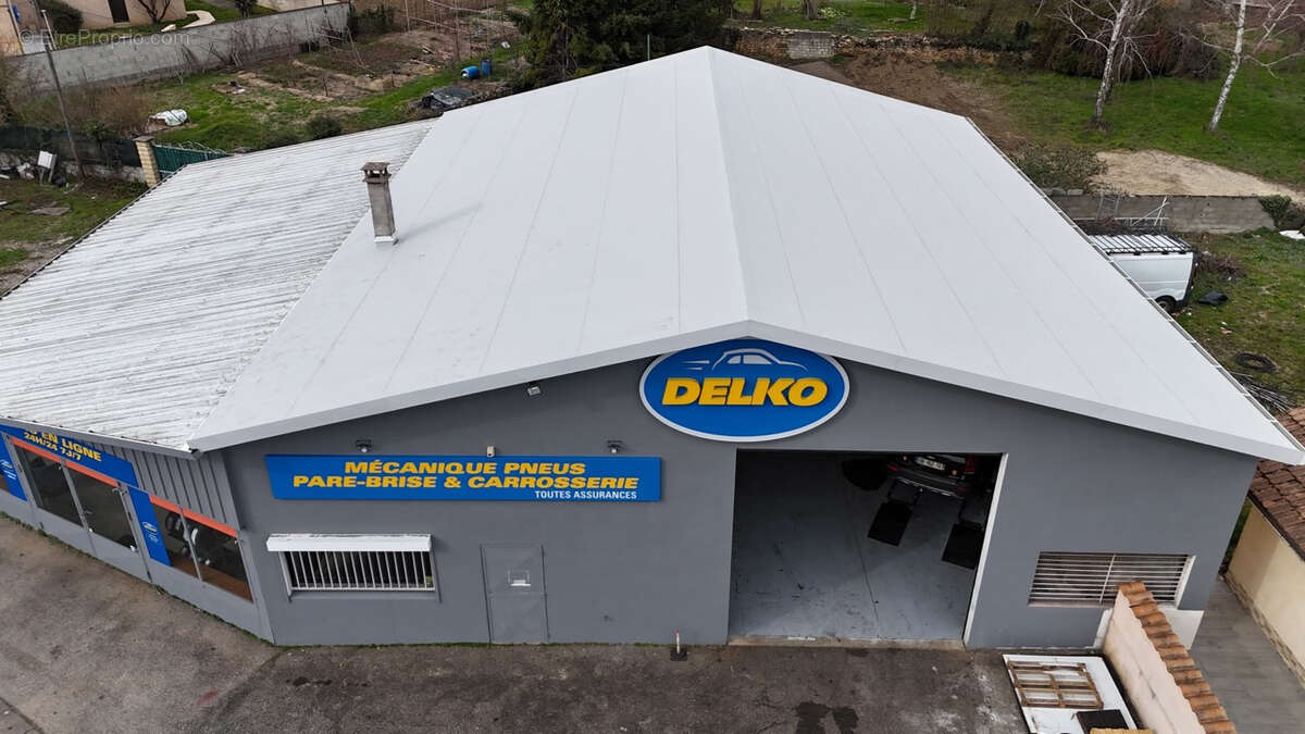 Commerce à L'ISLE-D'ABEAU