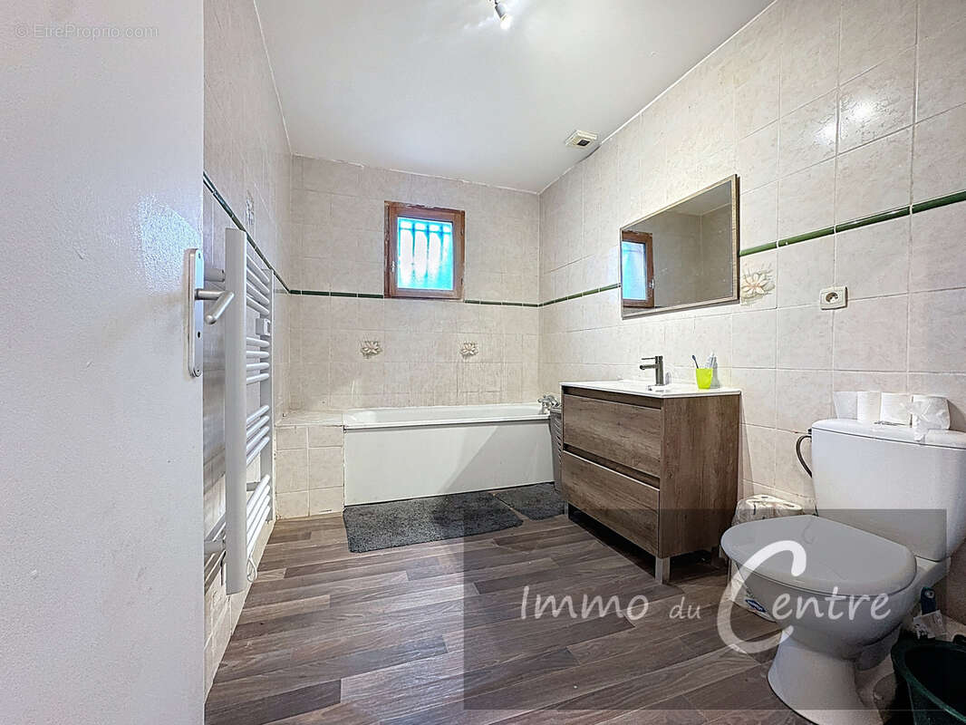 Maison à MONTMIRAIL