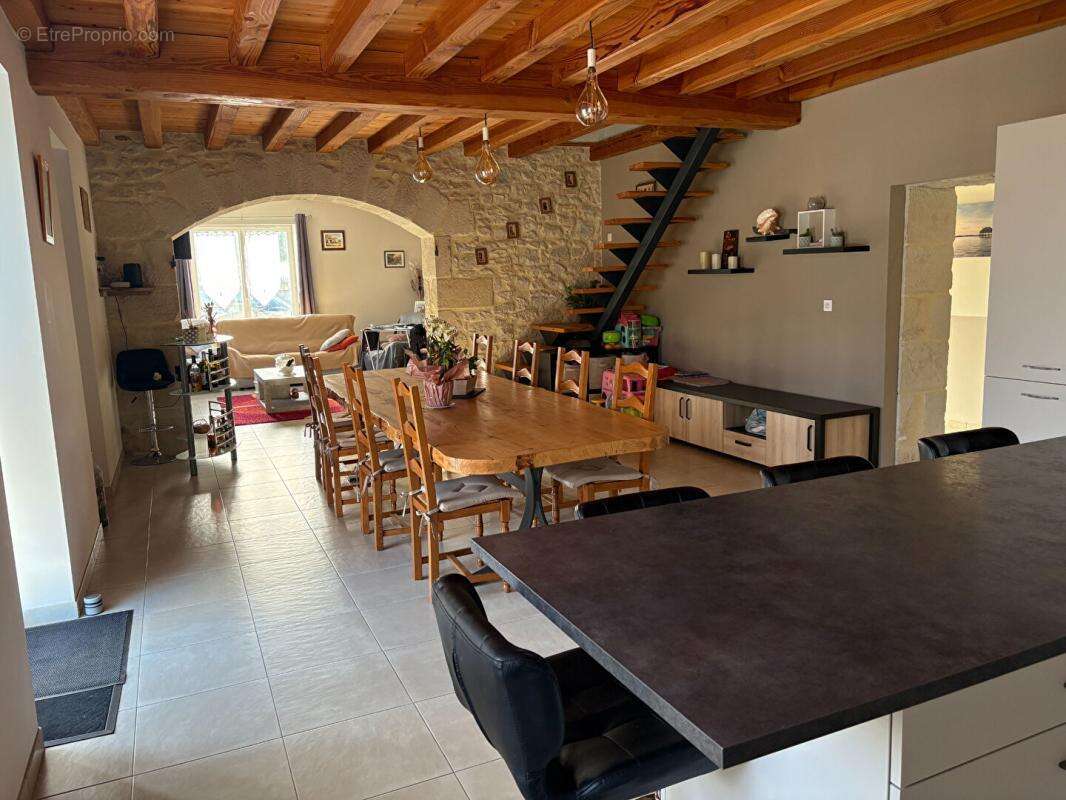 Maison à SAUVETERRE-DE-GUYENNE