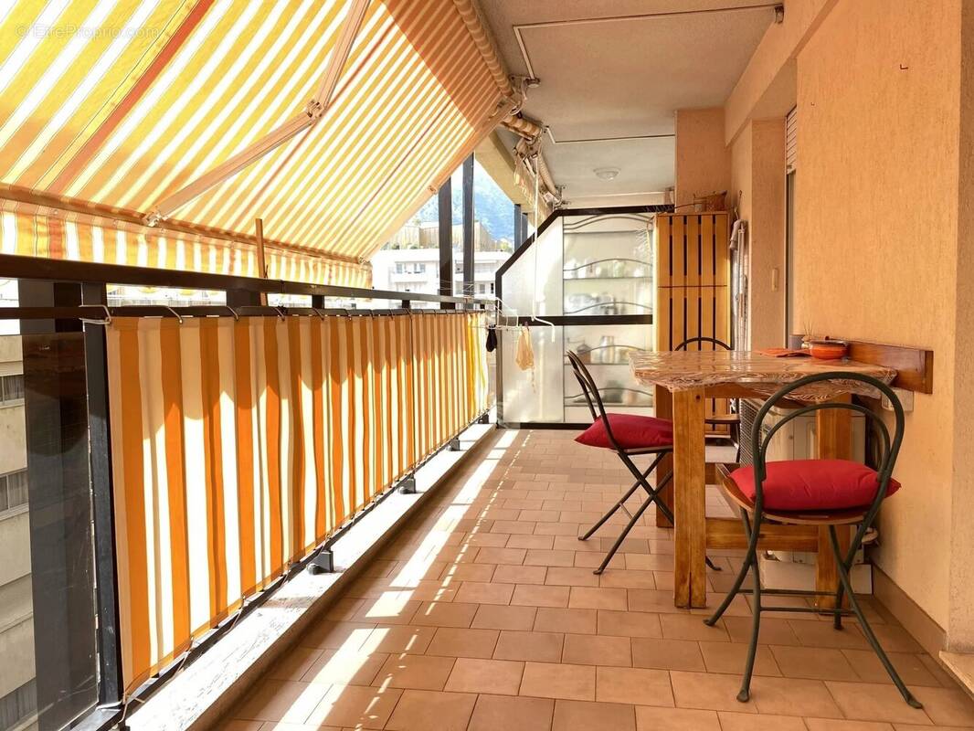 Appartement à MENTON