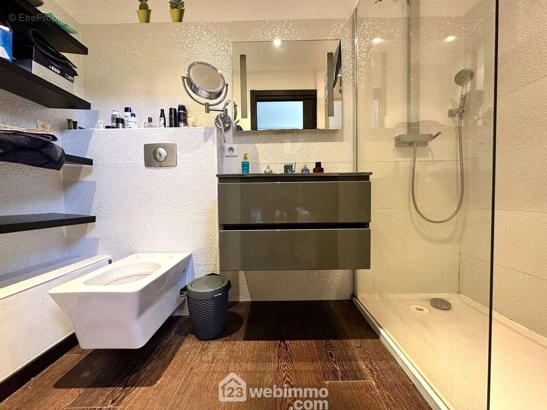 Une des quatre pièces d'eau - Appartement à SAN-MARTINO-DI-LOTA