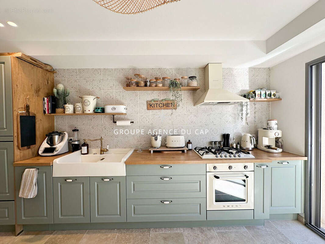 Maison à LES ISSAMBRES