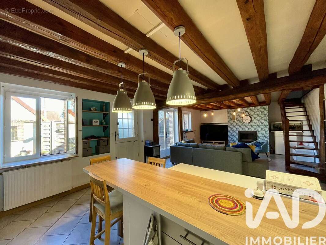 Photo 3 - Maison à LA MADELEINE-DE-NONANCOURT