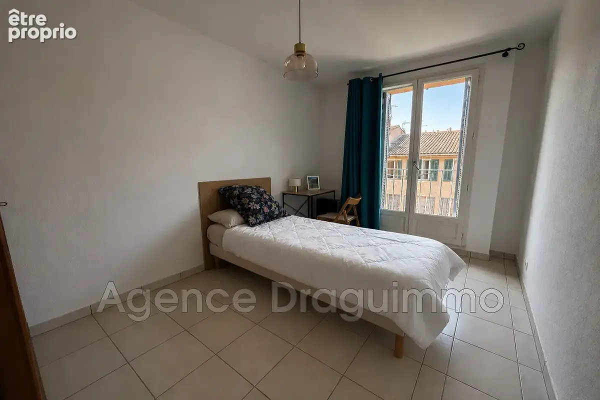 Appartement 66 m² à Draguignan  - photo 4