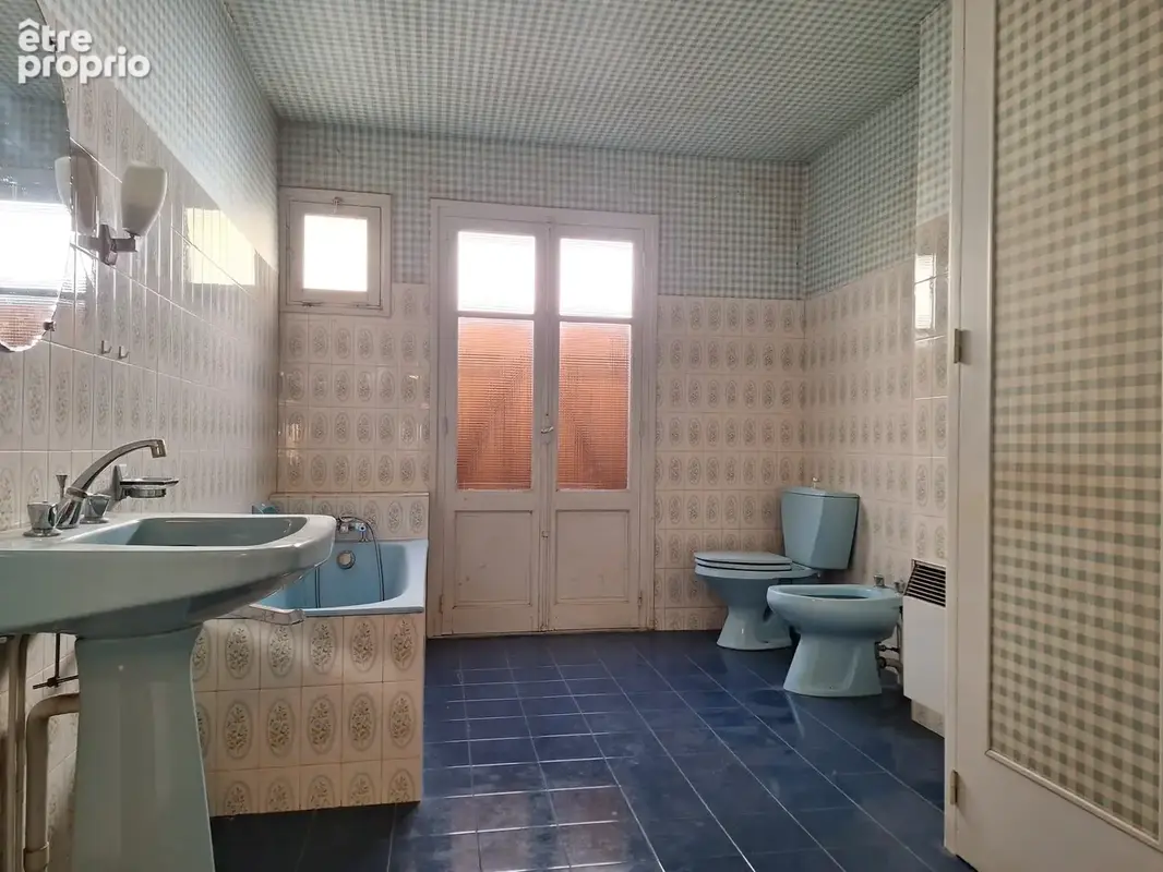 Maison de village avec terrasse et beaux volumes au cœur d'Axat - photo 10