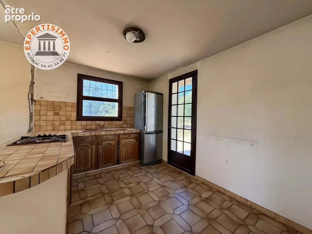 Maison 4 chambres avec piscine et garage - photo 14