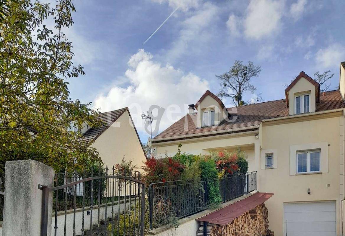 Maison à PRECY-SUR-MARNE