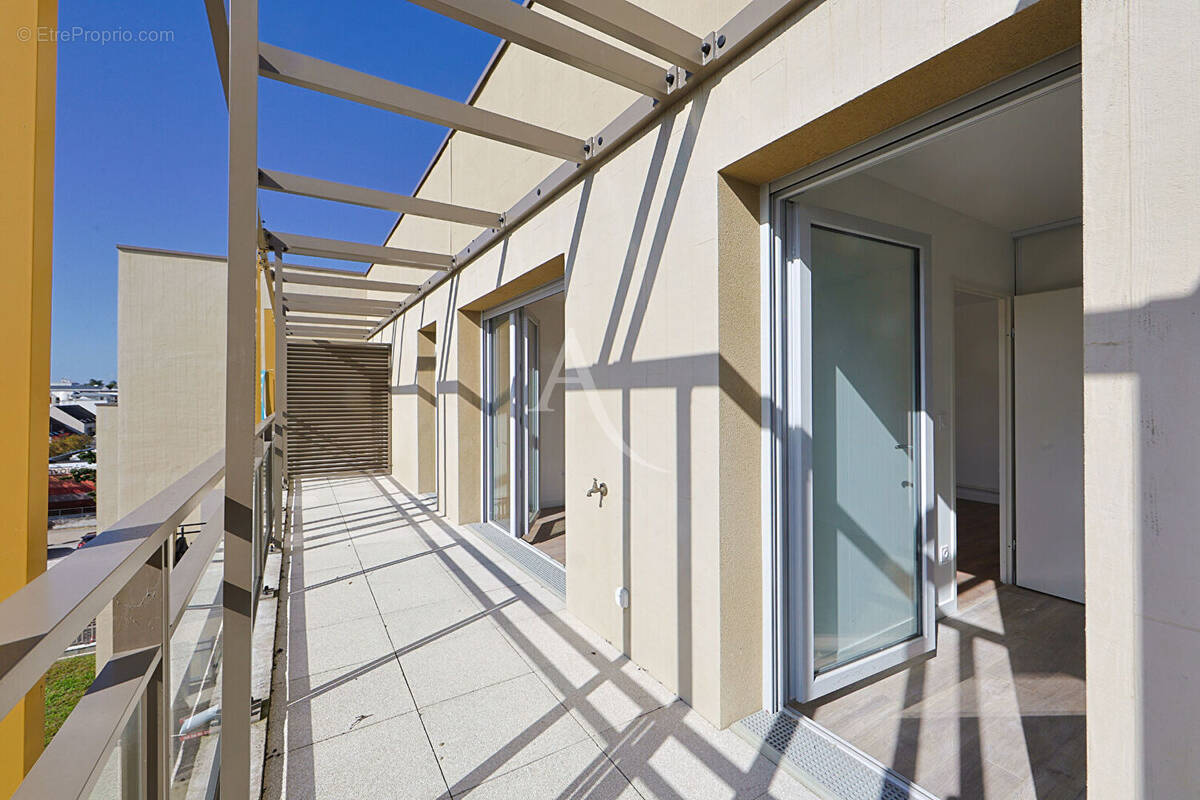 Appartement à SAINT-JEAN-DE-BRAYE