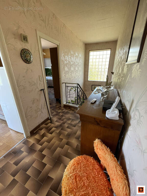 Maison 122 m² à Thiers  - photo 7