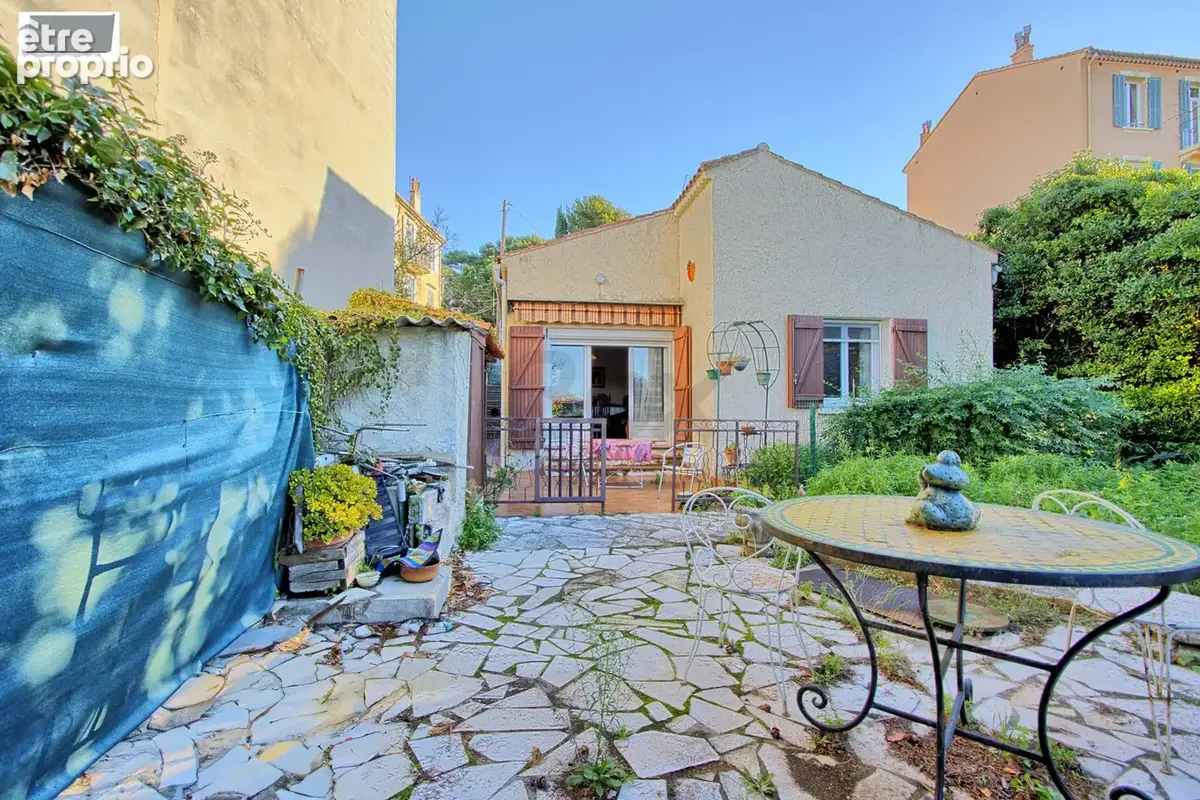À vendre : Maison T3 de 67 m2 à rénover   Toulon Ouest - photo 11