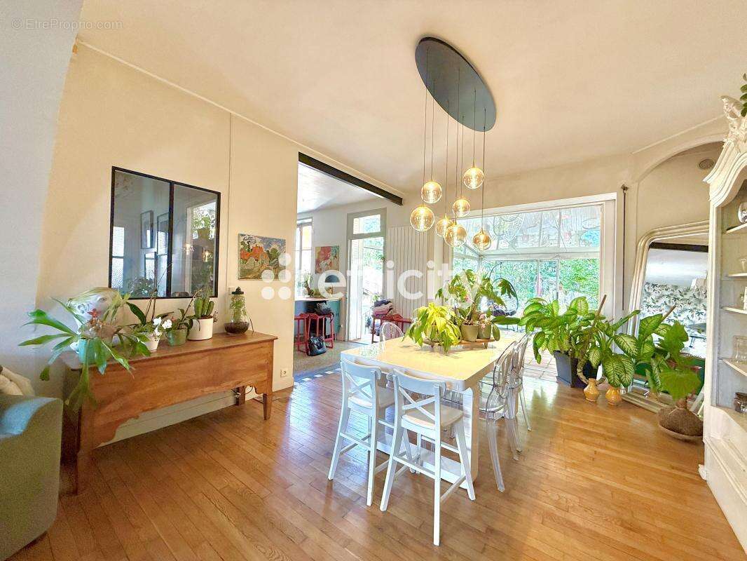Maison 225 m² à Soissons  - photo 6