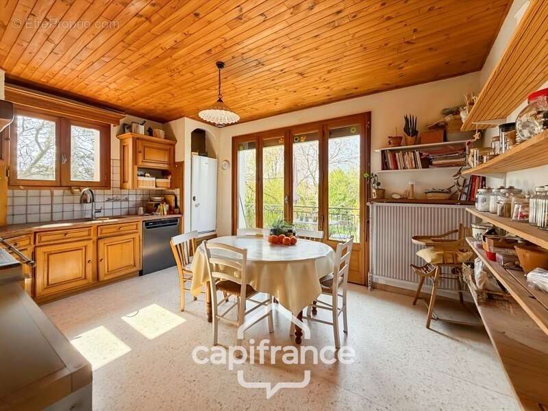 Maison à SAINT-SORLIN-EN-VALLOIRE