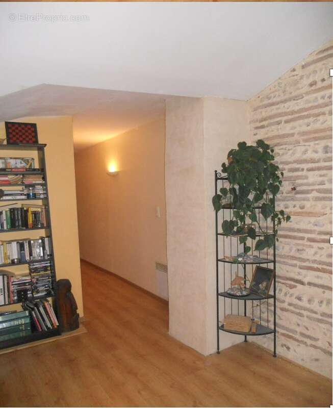 Appartement à MONTESQUIEU-VOLVESTRE