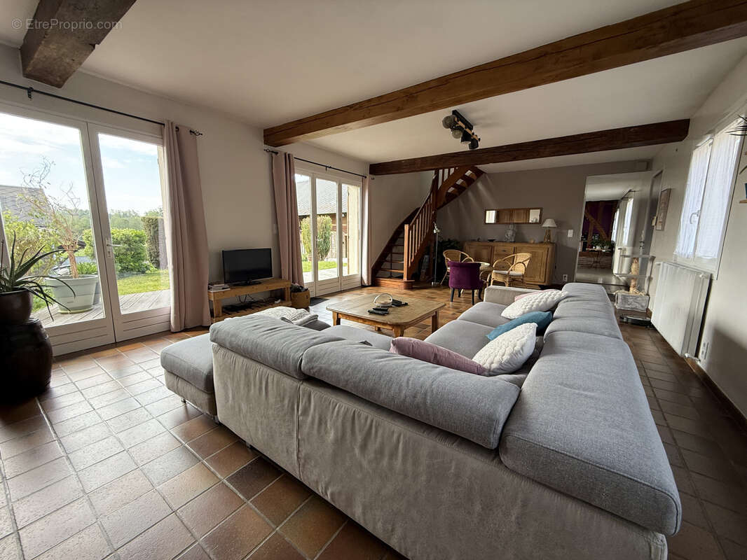 Maison à SENTELIE