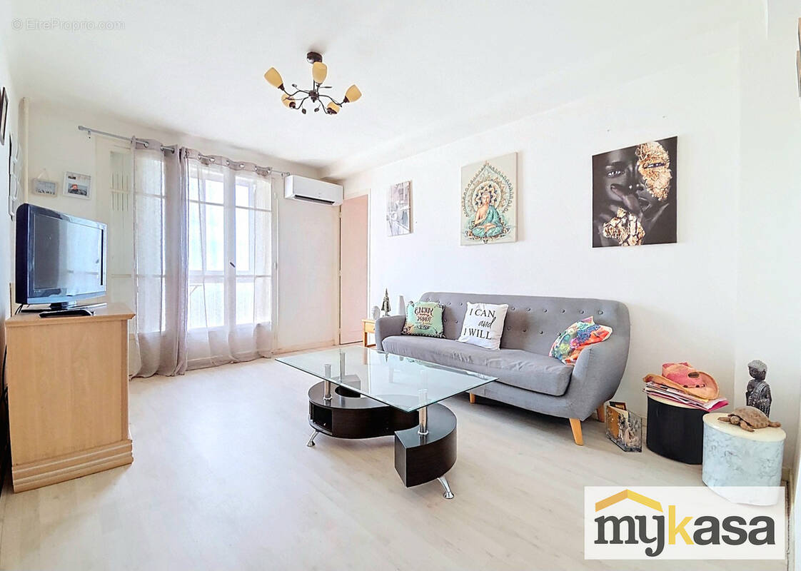 Appartement à PORT-DE-BOUC