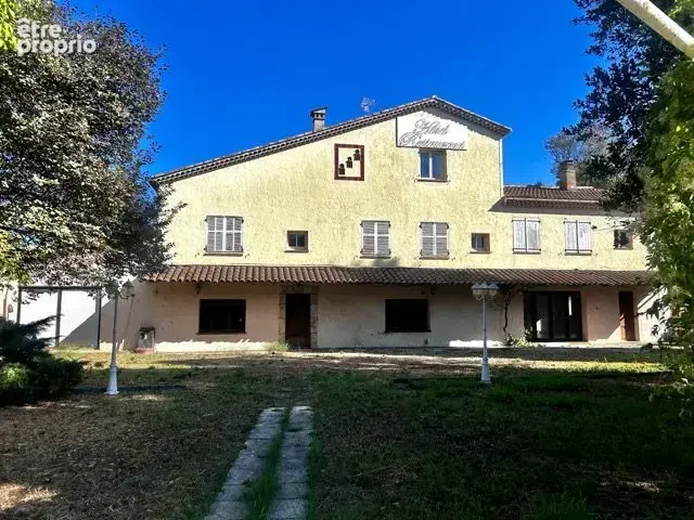 Maison 10 pièces 573 m² à vendre à Callian (83440) - photo 5