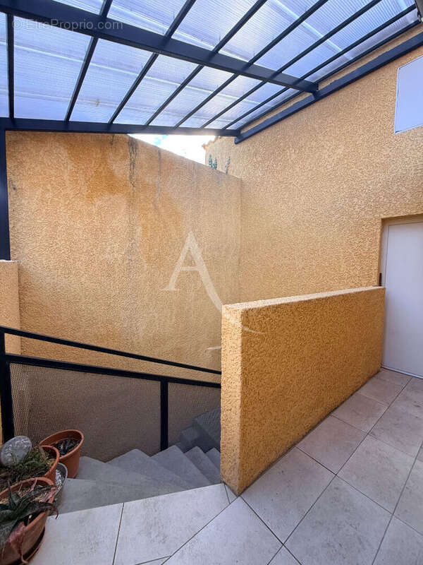 Appartement à MILLAS