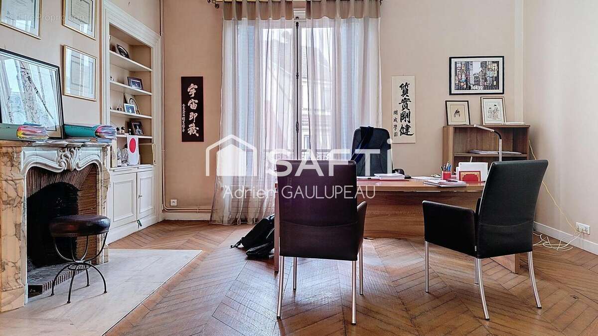 Photo 5 - Appartement à PARIS-8E