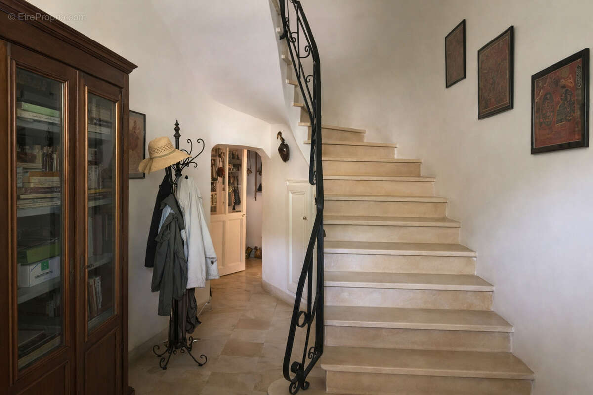 Maison à SUMENE