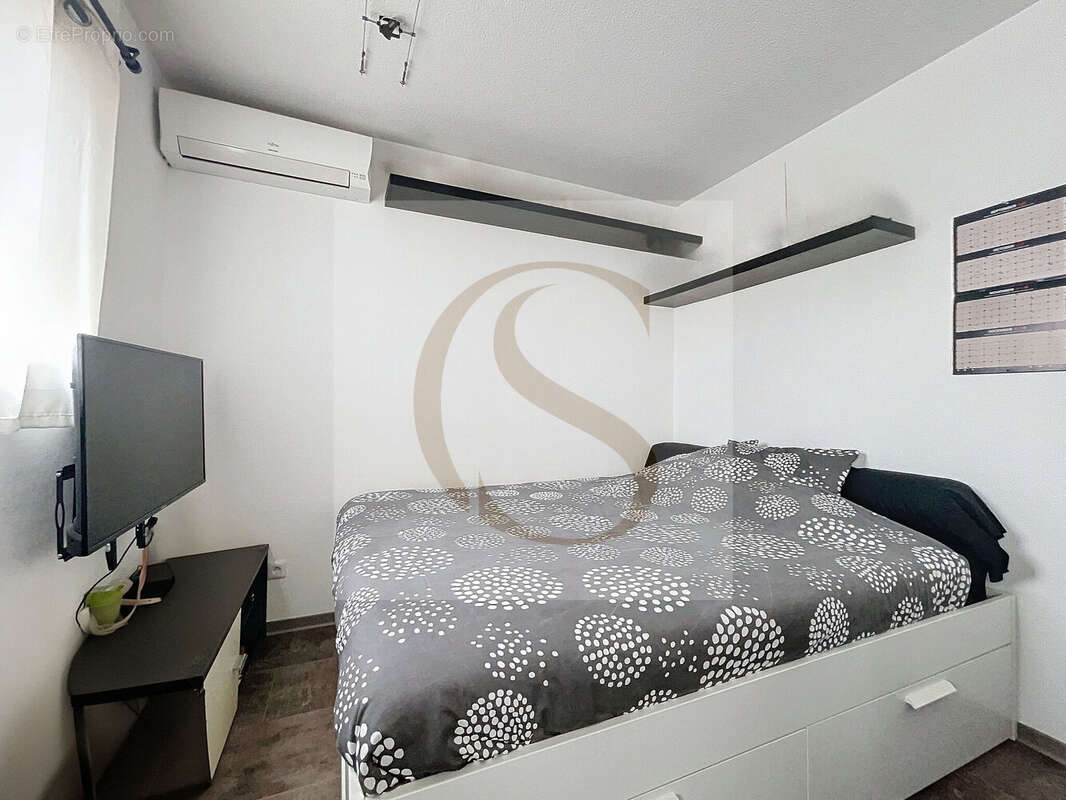 Appartement à PUGET-SUR-ARGENS