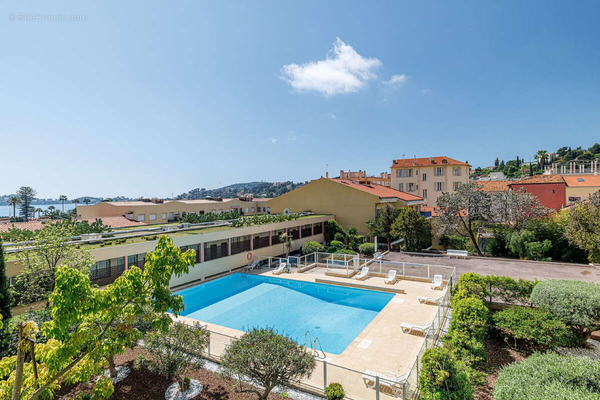 Appartement à BEAULIEU-SUR-MER