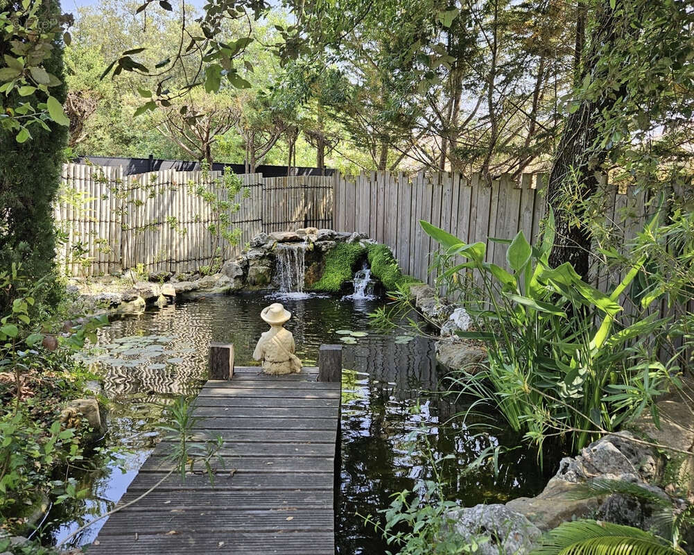 Maison à ROQUEFORT-LES-PINS