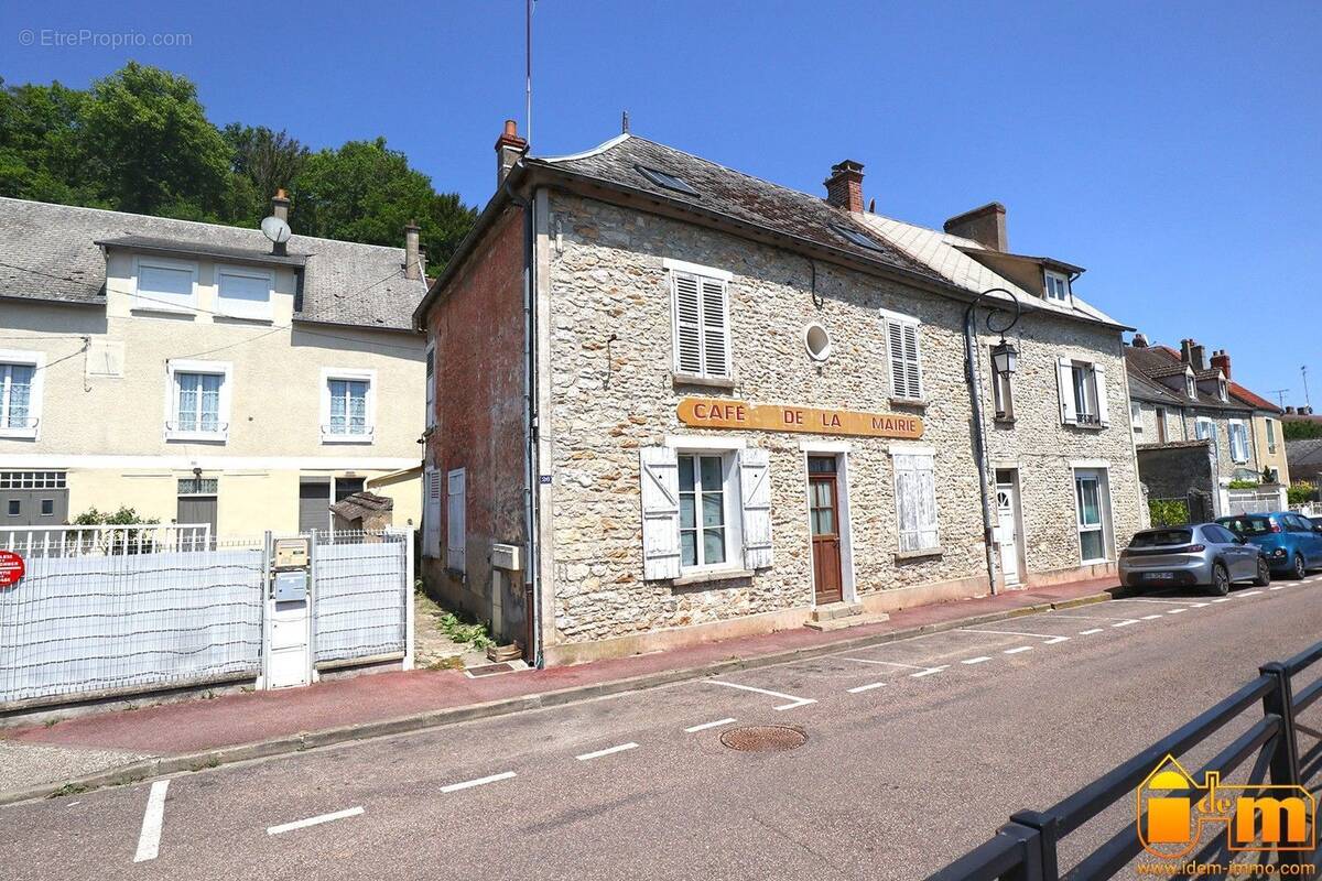 Maison à ETAMPES