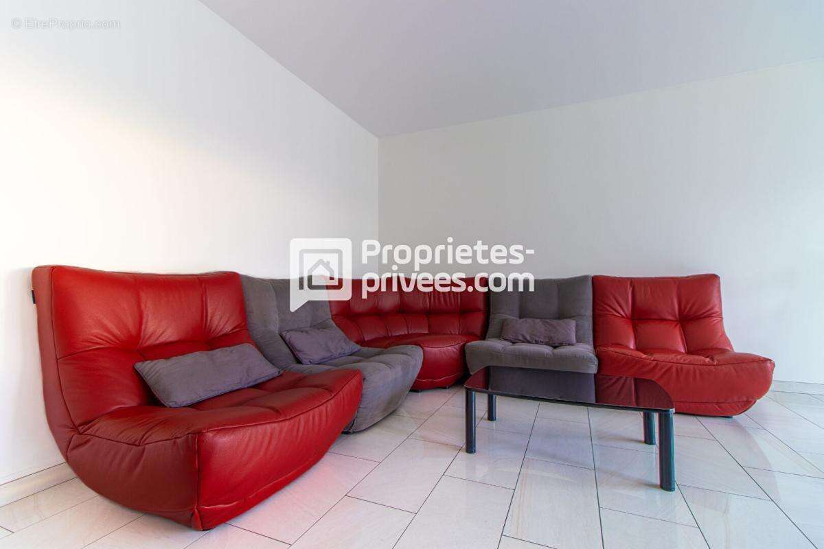 Appartement à LE BOURGET