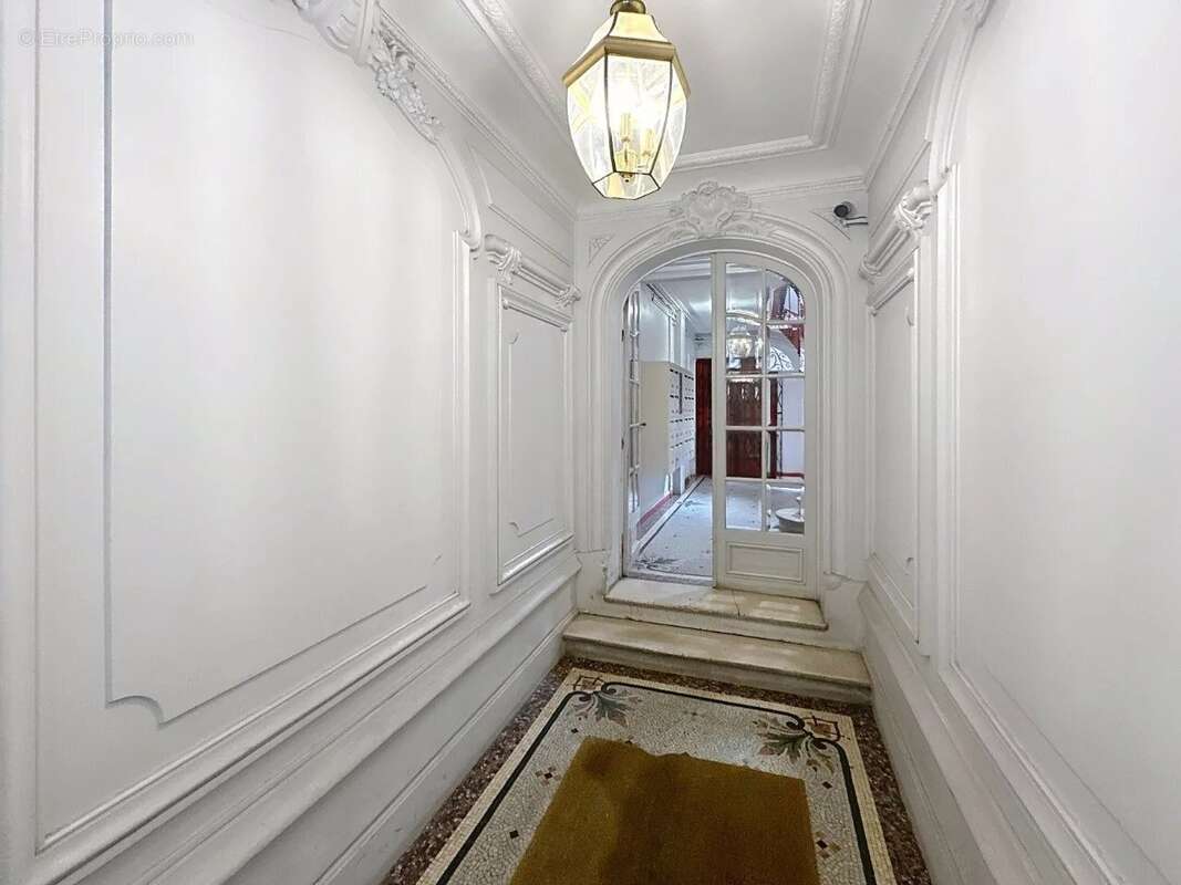 Appartement à PARIS-20E