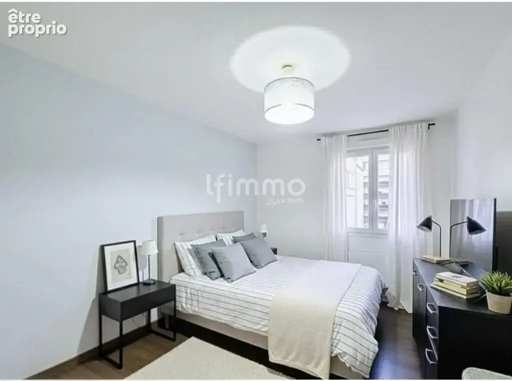 T3 71 m² – 2 grandes chambres – Balcon – Ascenseur – Parking – D - photo 5