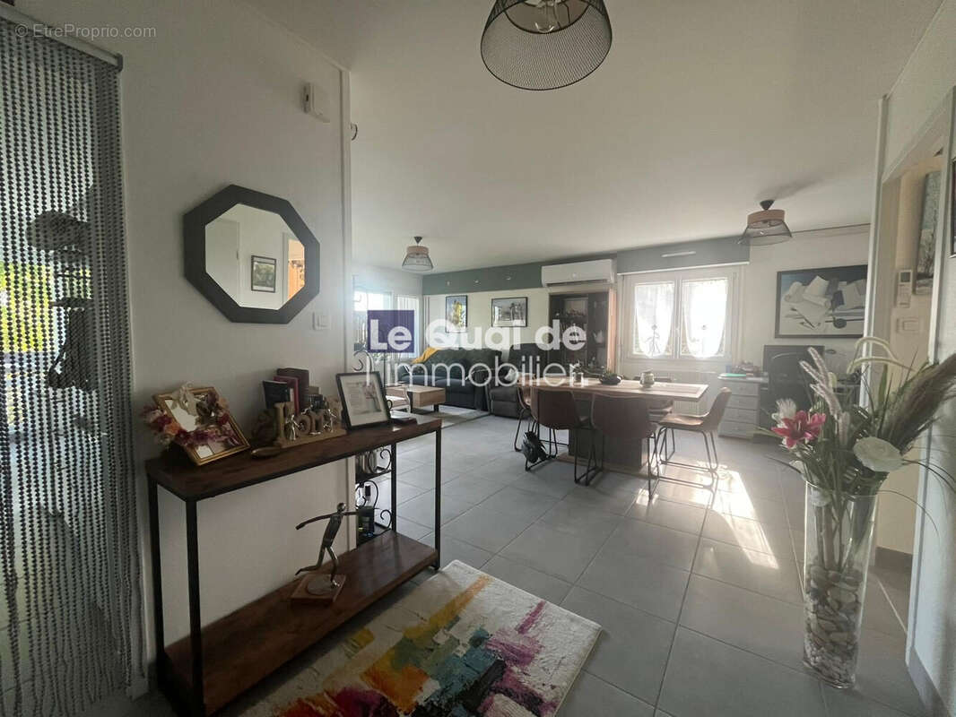 Appartement 86 m² à Voiron  - photo 2