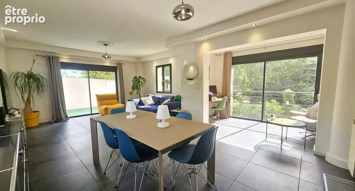 Maison T6 de 115m² sur parcelle de 480m², piscine, stationnement, au calme - photo 3