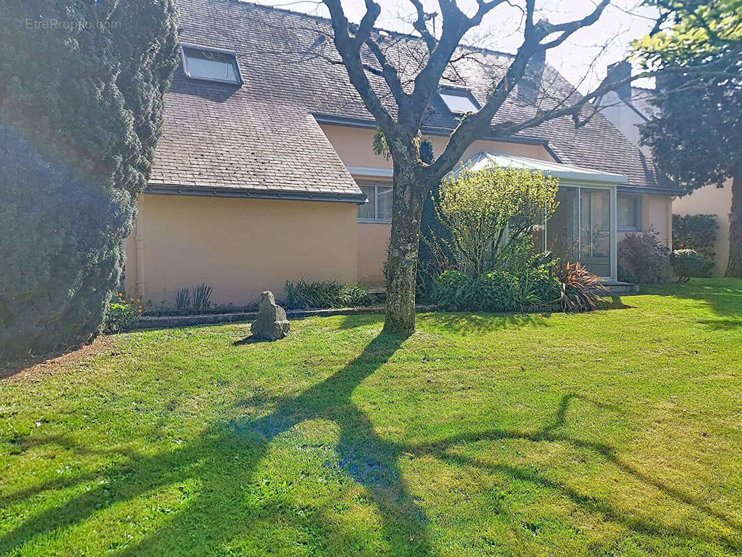 Maison à SAINTE-LUCE-SUR-LOIRE