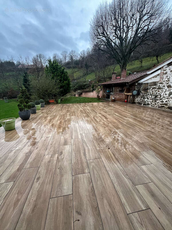 Maison à SAINT-CLEMENT-SUR-VALSONNE