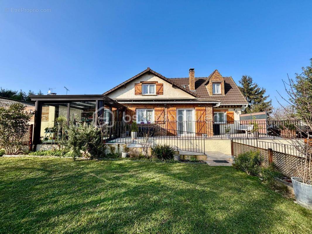 Maison à BONNEUIL-SUR-MARNE