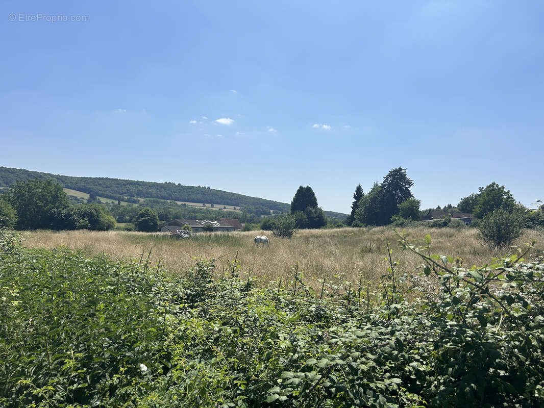 Terrain à POISEUX