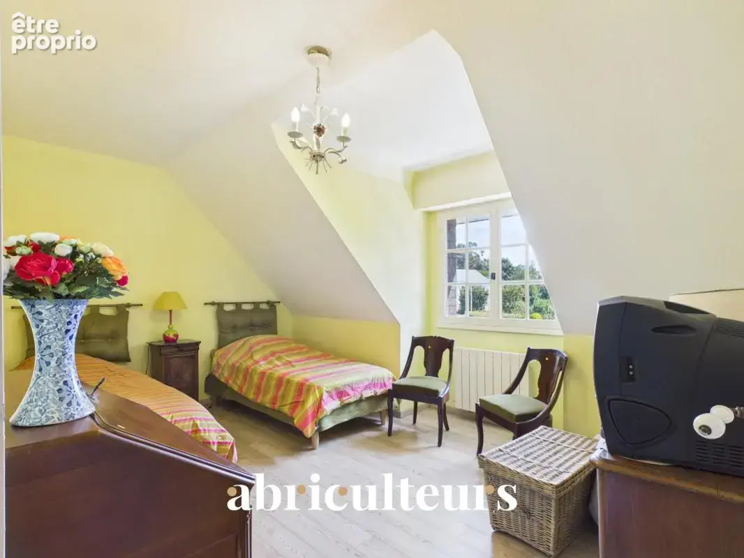 Belle maison familiale de 160 m² sur grand terrain arboré au nord de Vannes – Quartier prisé du Teninio - photo 16