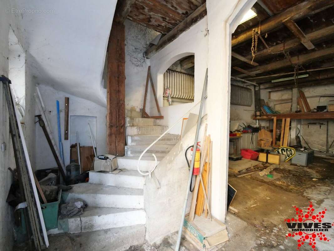 Maison à NISSAN-LEZ-ENSERUNE