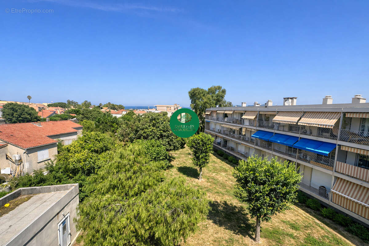 Appartement à SIX-FOURS-LES-PLAGES