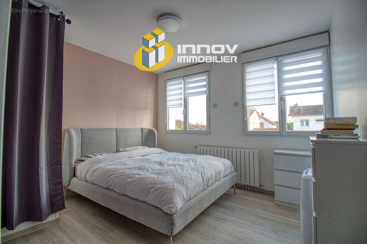 Maison à CHATENOY-LE-ROYAL