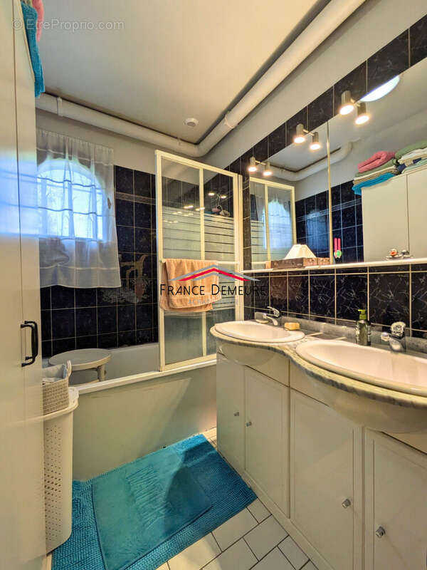 Maison à LE PLESSIS-BOUCHARD