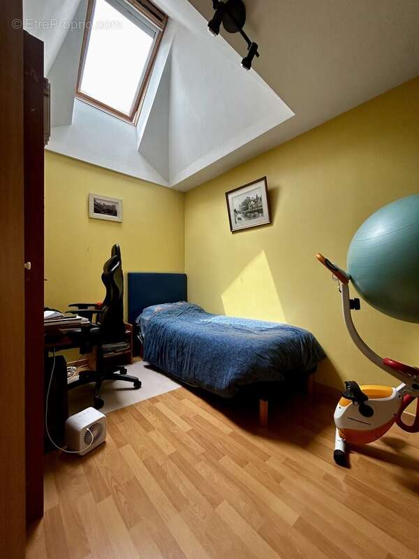 Maison 74 m² à Douarnenez  - photo 9