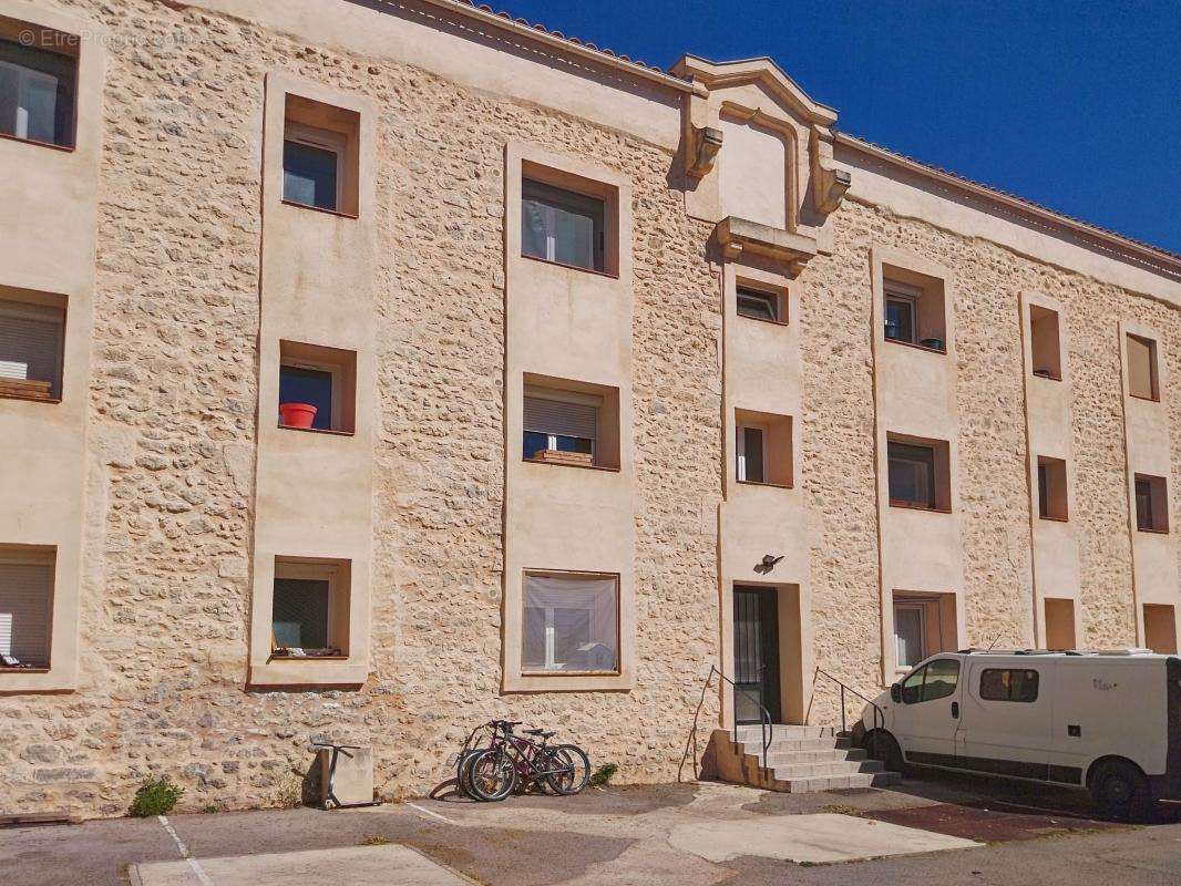 Appartement à PAULHAN