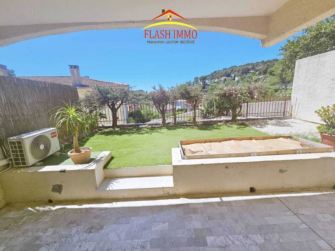 Appartement à MOUGINS