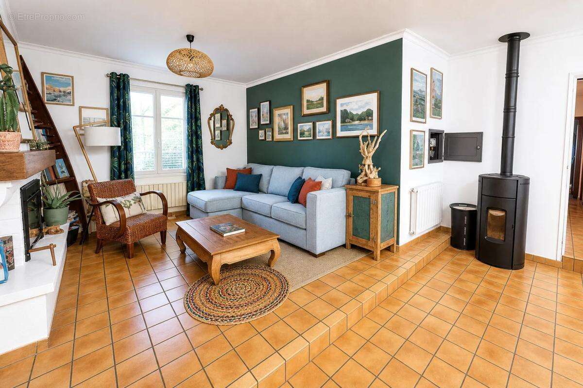 Maison à ARES