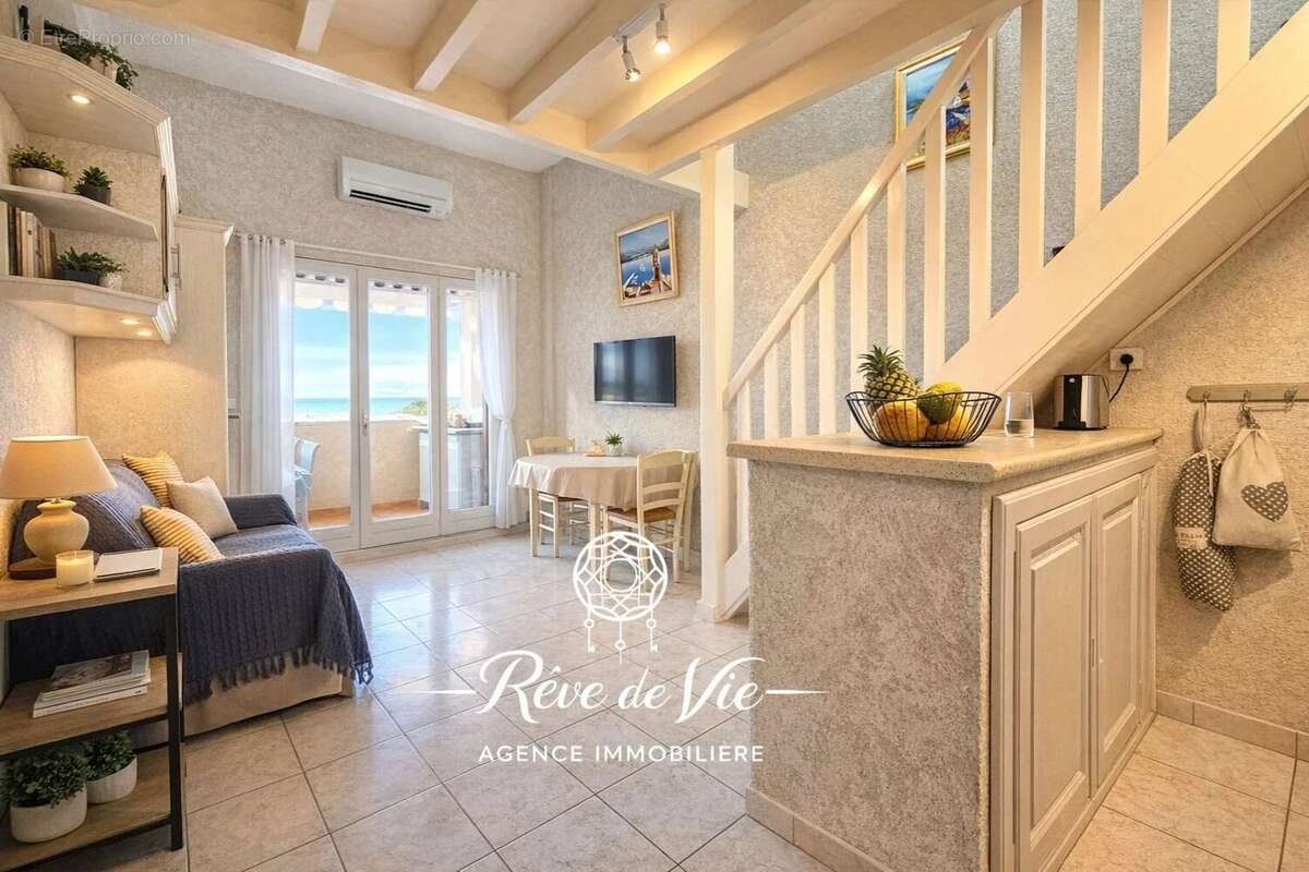 Appartement à BORMES-LES-MIMOSAS