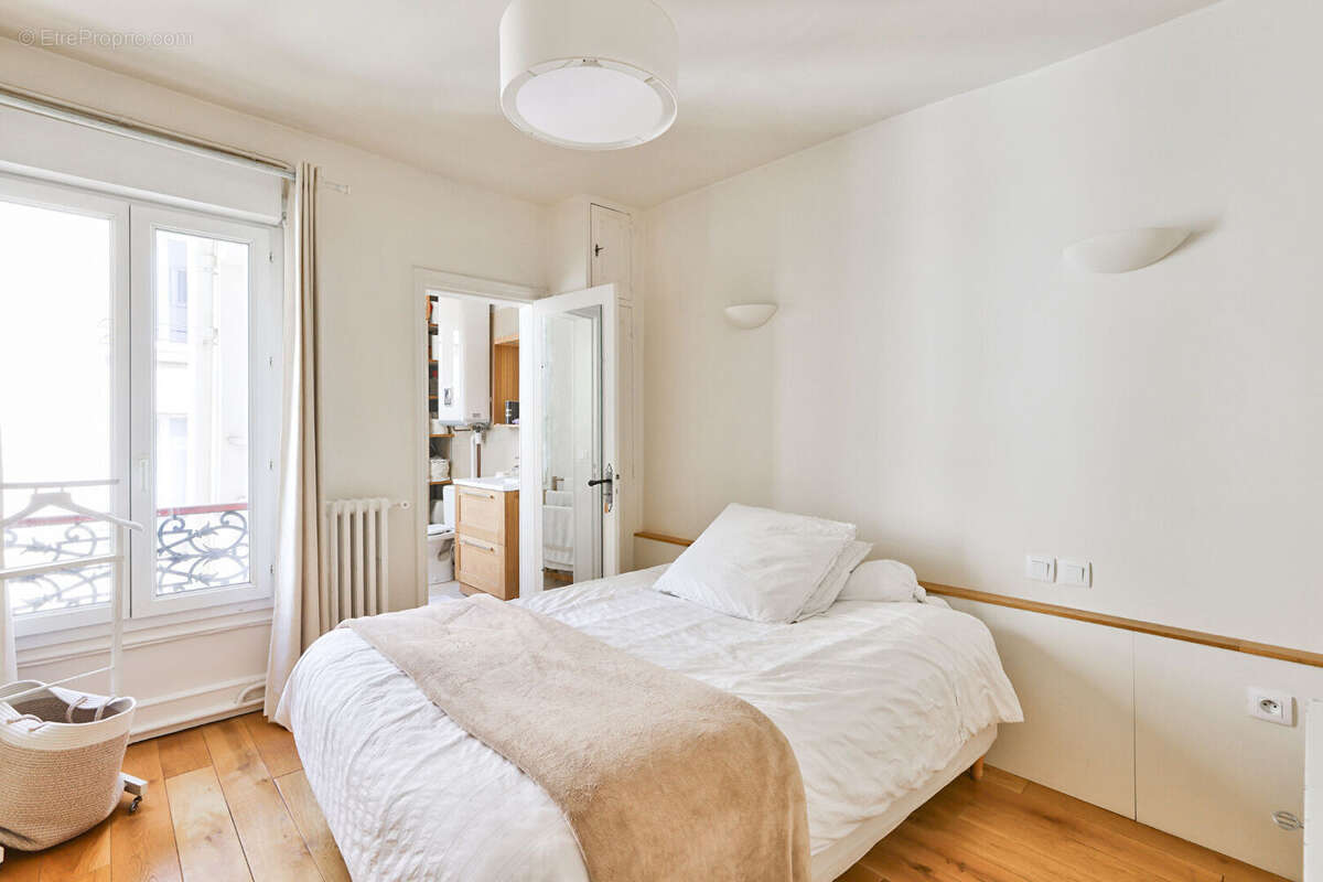 Appartement à PARIS-5E