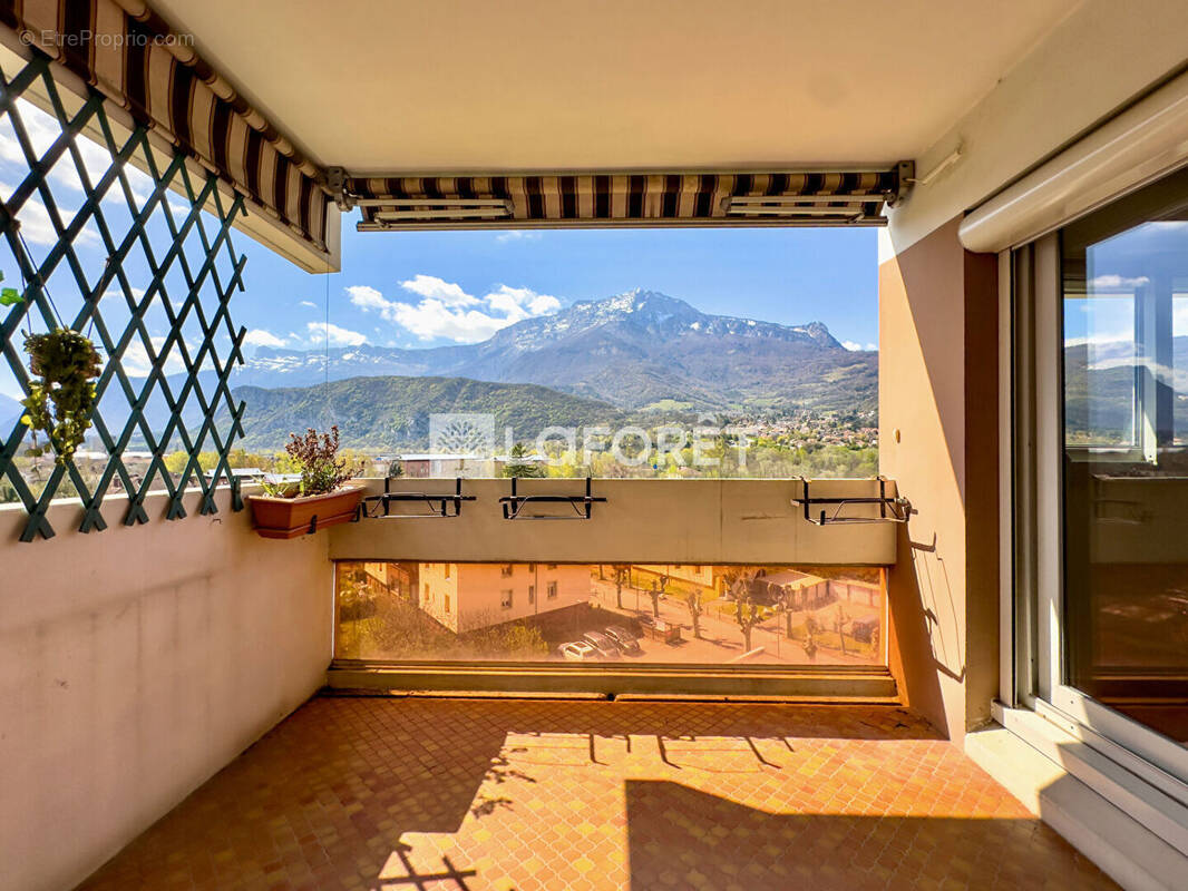 Appartement à ECHIROLLES